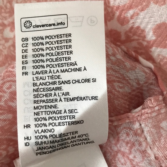 Beautiful Infinity Scarf - Picture 4 of 4